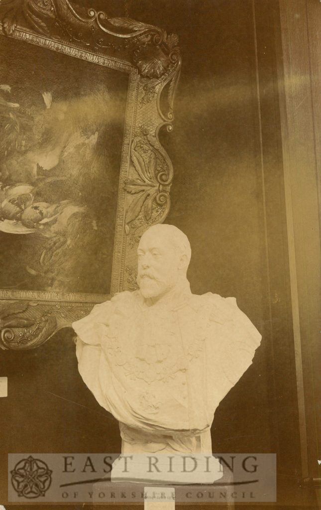 Art Gallery, Champney Road, Beverley, marble bust of Edward VII by P Bryant Baker, 1910
