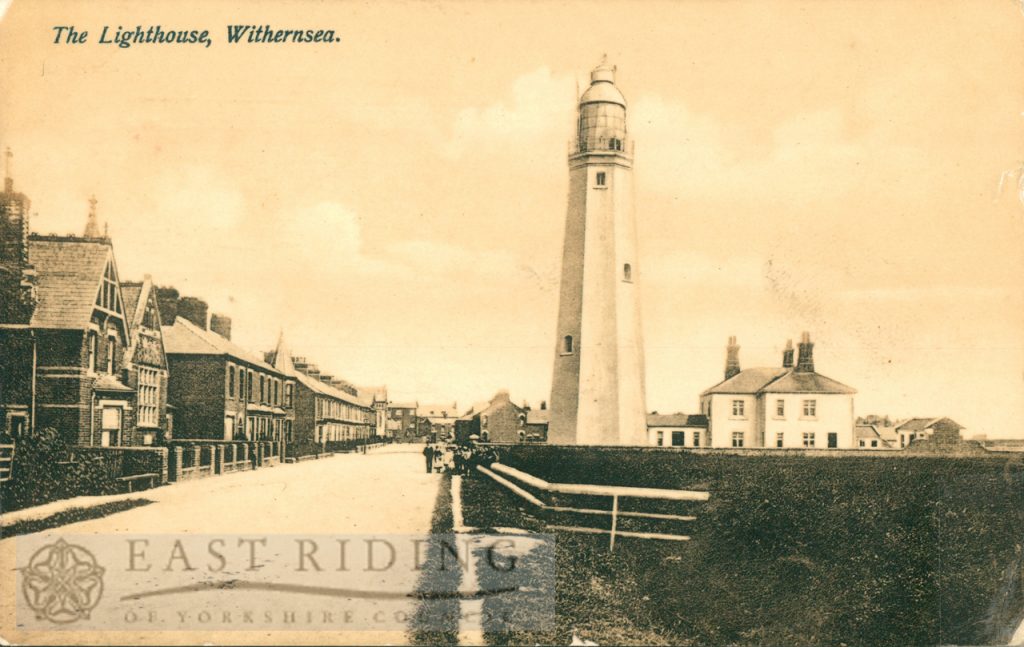Lighthouse and Hull Road, Withernsea 1908