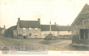 The cross and part of Cross Hill from west, Brandesburton 1909
