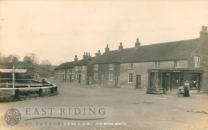Grindale – Wold Newton road junction, Burton Fleming 1904