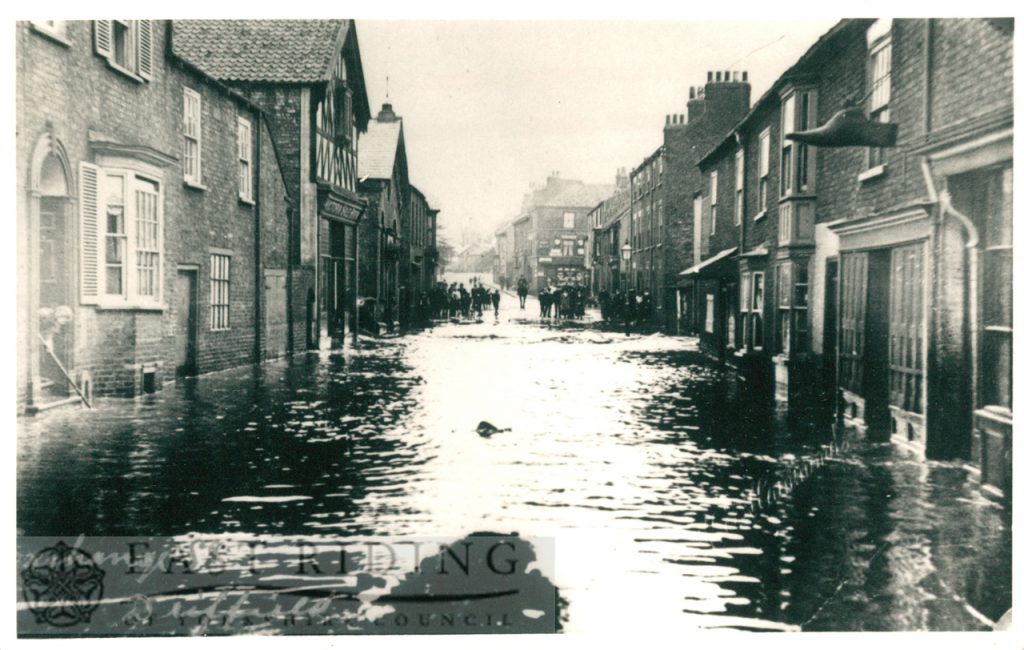 Floods – York Road, Driffield 20th May 1910