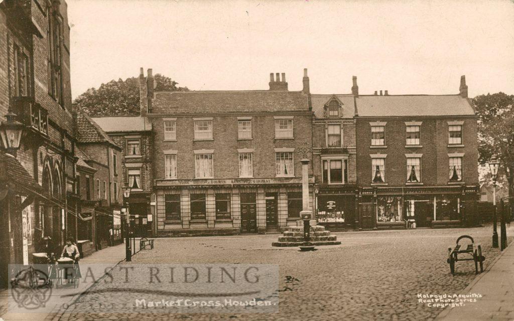 Market Place and Cross from north, Howden  1914