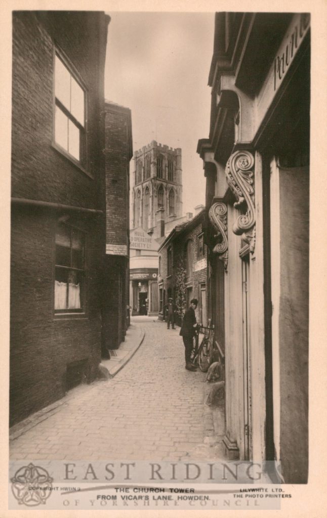 Minster from Vicar Lane, Howden  1920