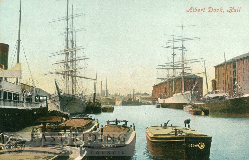Albert Dock from west, Hull 1900s